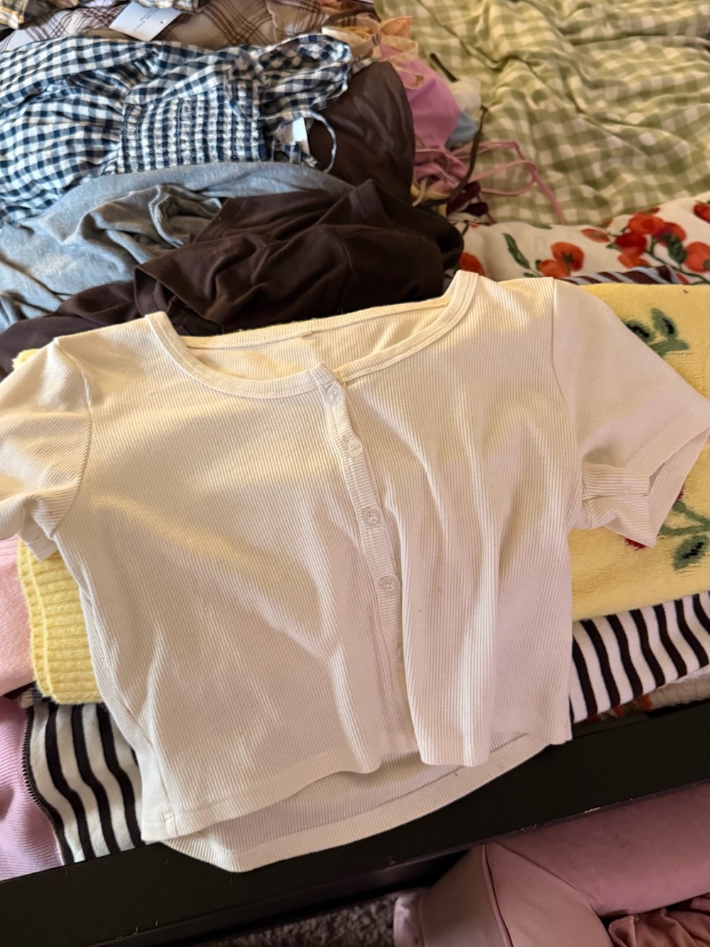 Source Unknown Cream Ribbed Short-Sleeve Button-Front Top